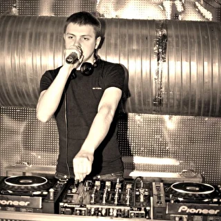 Dj Frolov