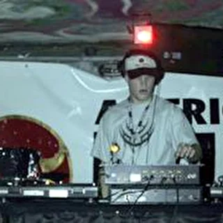 DJ.Destroy