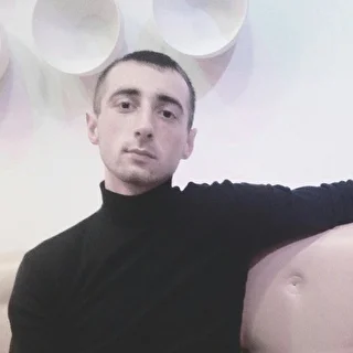 | LeeRый |