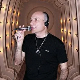 Dj VIK