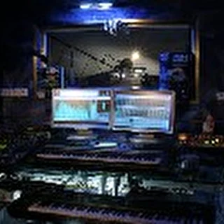 F-Studio