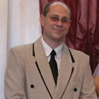 AlexM24021972