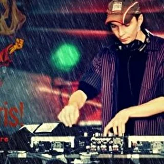 Dj DeVeris!