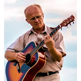 Андрей Сухарев
