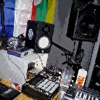 Asidebeatz