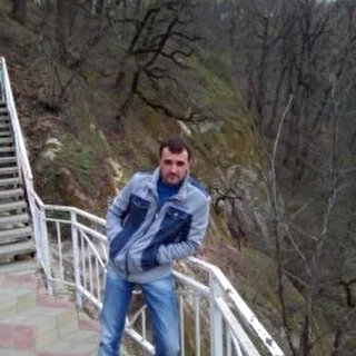Сандро Тихий