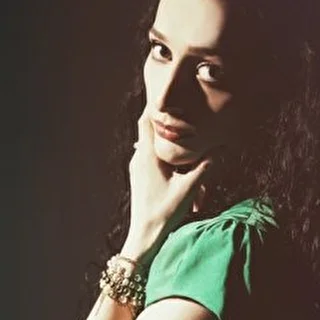 Ayna