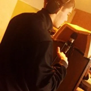 РђРЅРґСЂРµР№-_-