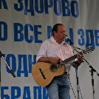 ПАВЕЛ РЫЖОВ