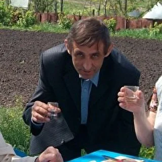 Александр Усачев