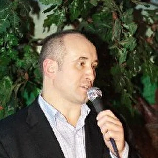NikolasDering