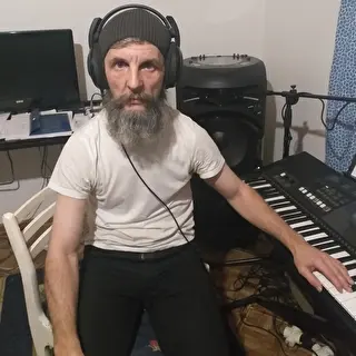 Композитор-Бондарь-Сергей