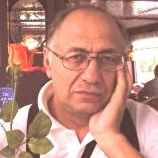  Владимир Ананьев