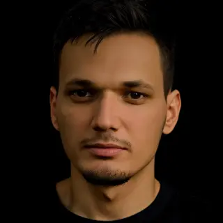 Илья Пономарёв