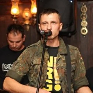 Александр Овчаренко