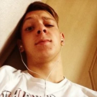 Влад))