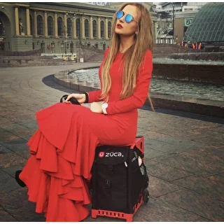 Илона Ефест