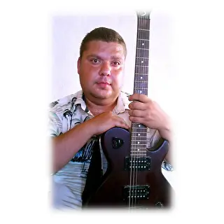 Юрий Николаев