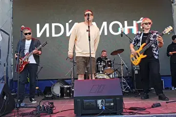 c8632c12-c51b-4b42-80e3-847afa6eee86