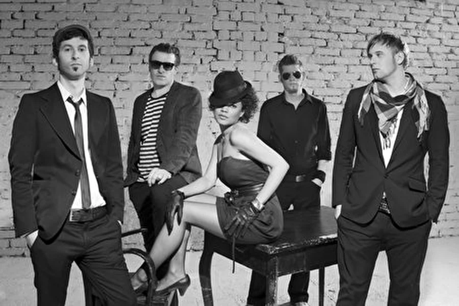 16 Тонн | 22 октября: PAROV STELAR BAND (Австрия) - электро-свинг в действии