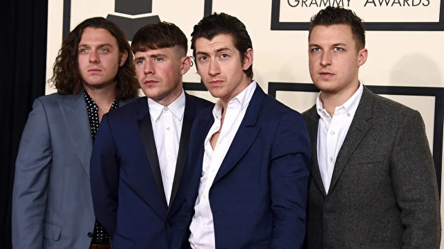 Arctic Monkeys анонсировали новый альбом