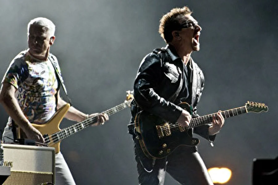 U2 выпустят новые песни на виниле в «черную пятницу»