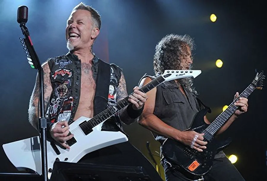 Metallica анонсировала выход альбома с новым клипом