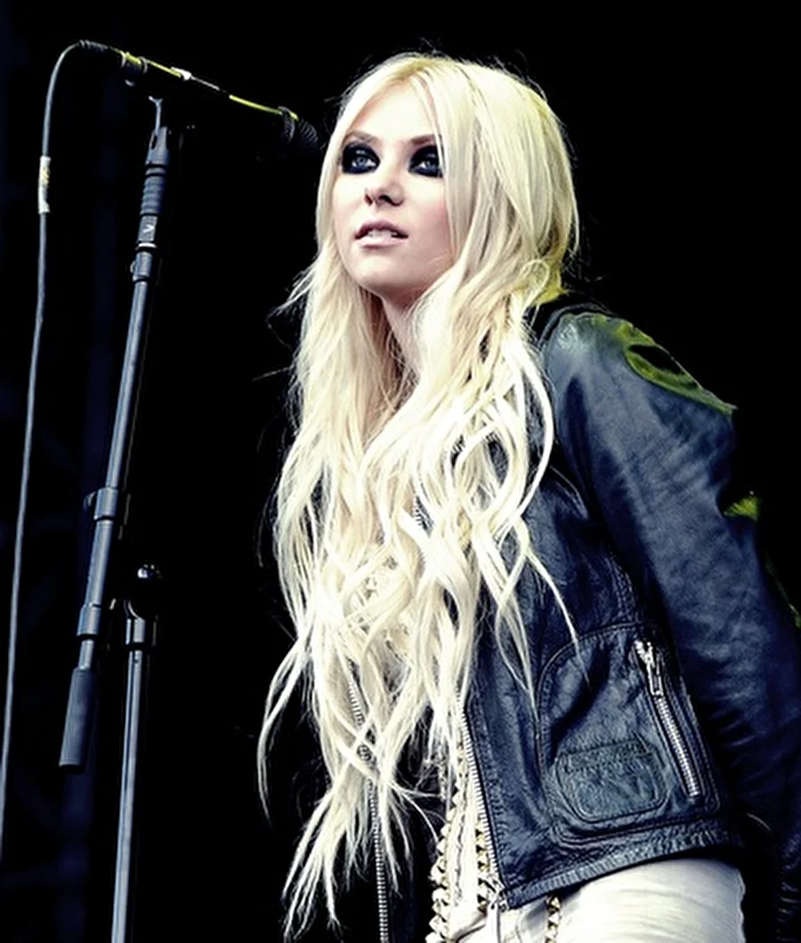 The Pretty Reckless выпустили мистический клип