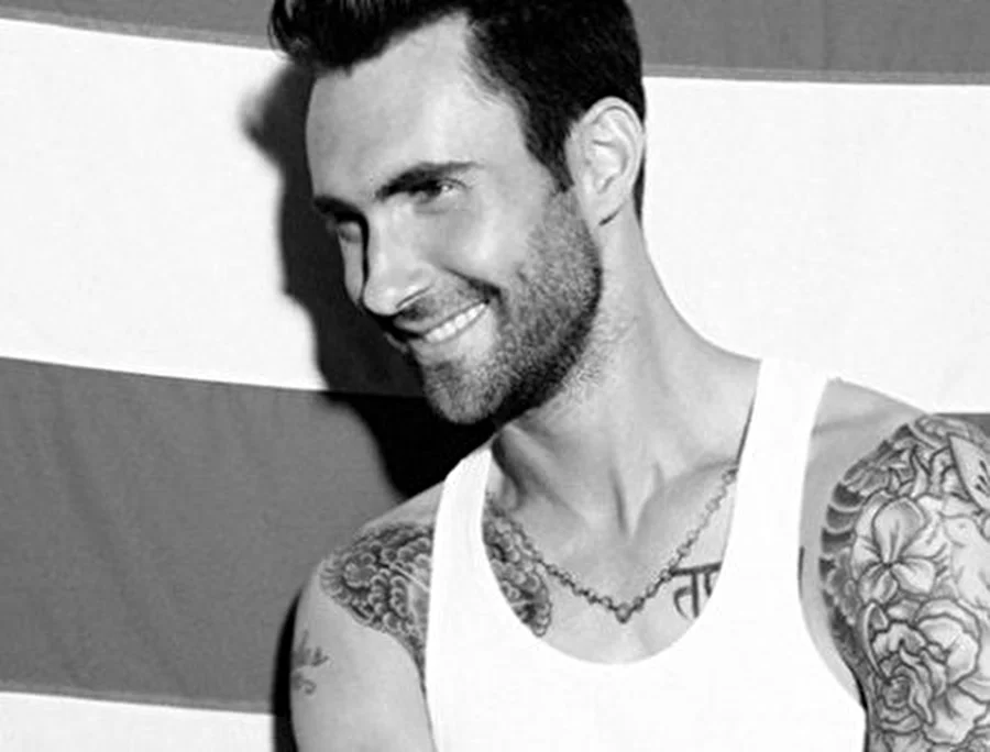 По версии People фронтмен Maroon 5 стал самым сексуальным мужчиной