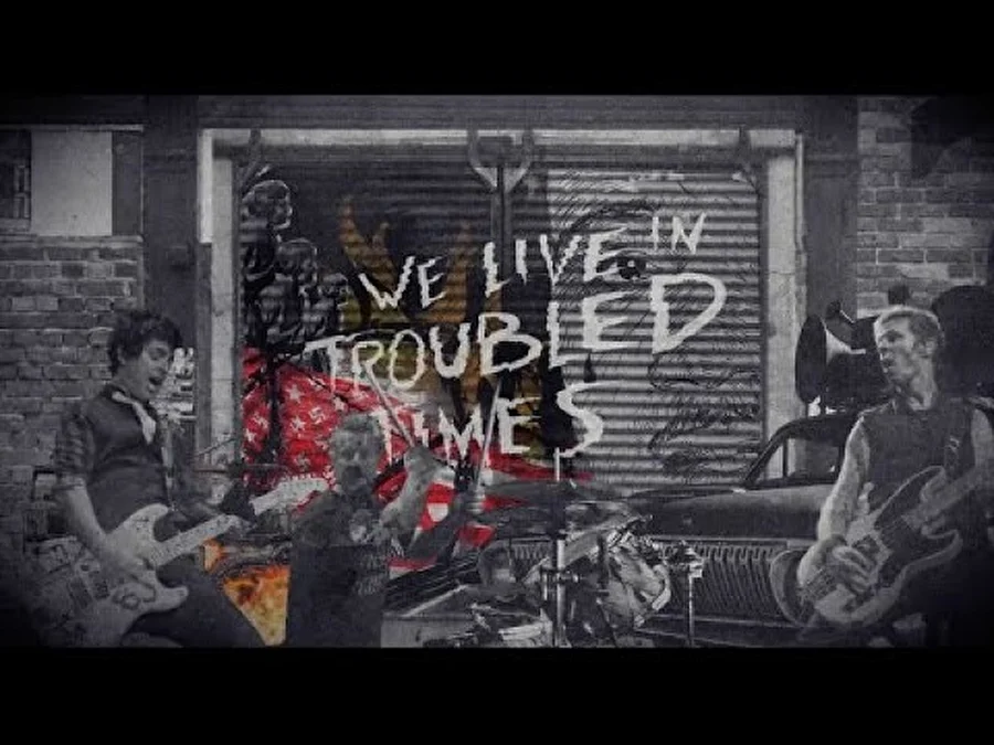 Green Day обрушились на Трампа в новом клипе (Видео)