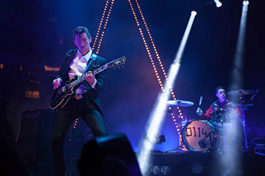 Arctic Monkeys получили пять наград NME