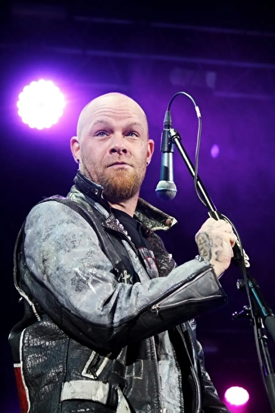 Опять 5 Finger Death Punch — это уже 10 Finger Death Punch