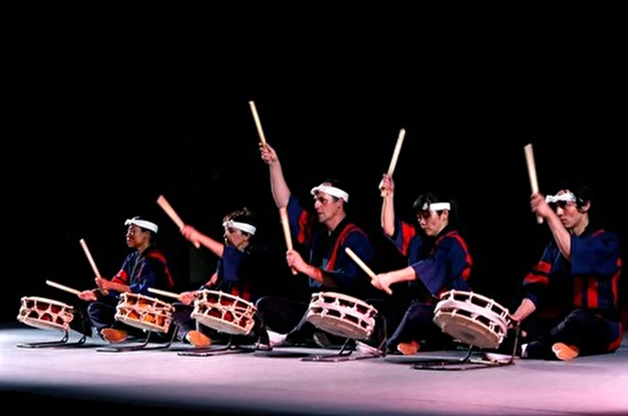 Шоу японских барабанщиков &quot;Taikoza&quot; - феерическое представление в ДК им. Ленсовета